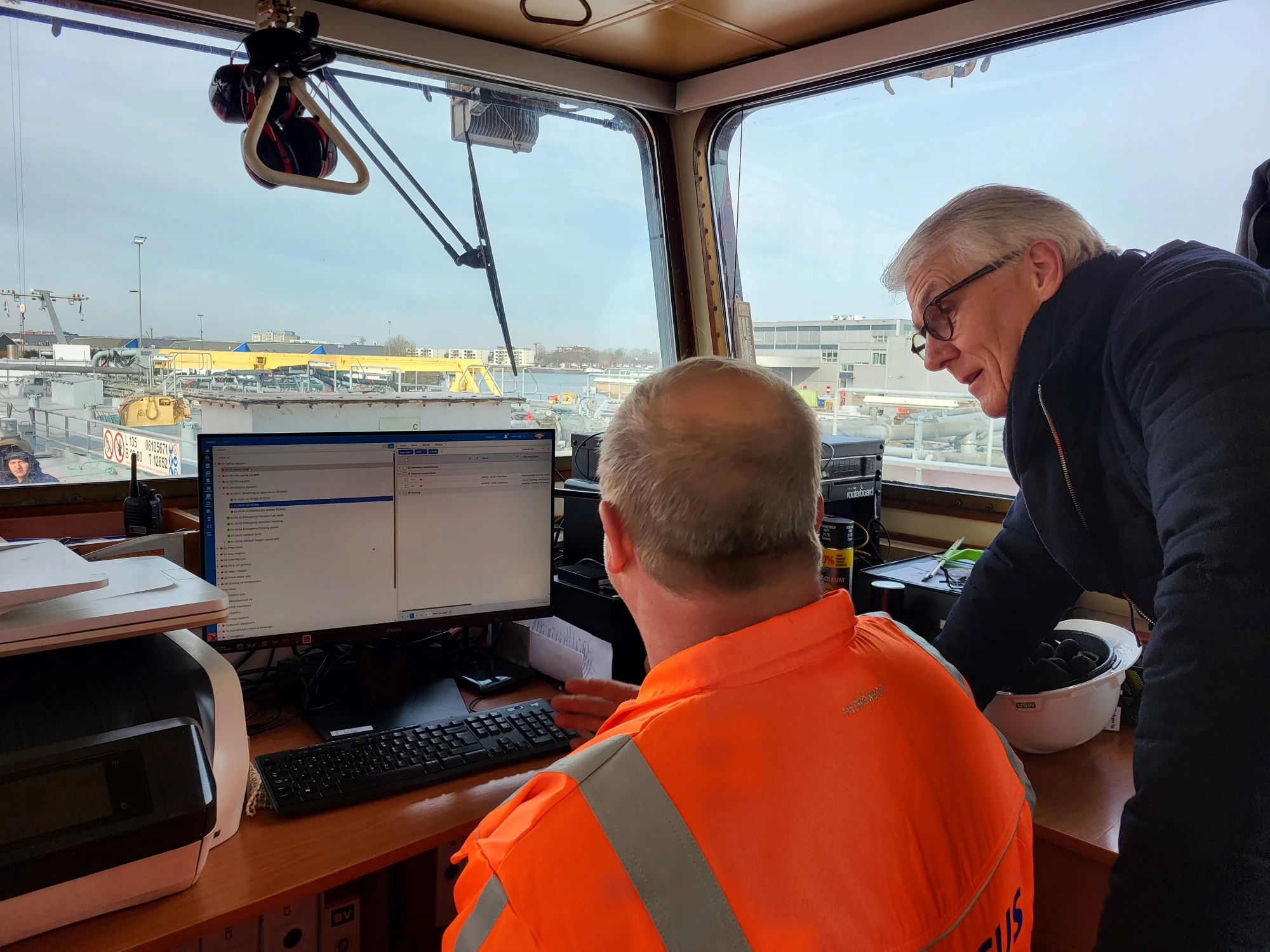 From 1 to many certificates: How to manage a growing fleet compliance